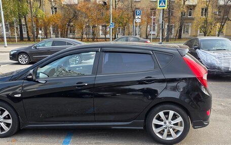 Hyundai Solaris II рестайлинг, 2013 год, 750 000 рублей, 4 фотография