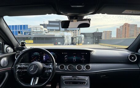 Mercedes-Benz E-Класс, 2020 год, 3 650 000 рублей, 3 фотография