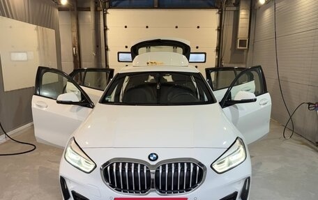 BMW 1 серия, 2020 год, 3 200 000 рублей, 11 фотография