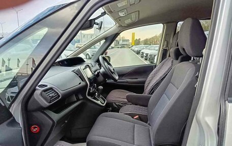 Nissan Serena IV, 2017 год, 1 840 000 рублей, 13 фотография