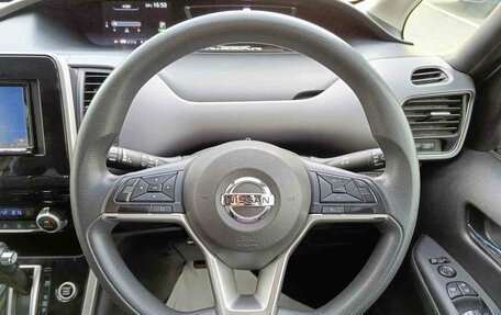 Nissan Serena IV, 2017 год, 1 840 000 рублей, 15 фотография