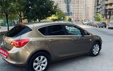 Opel Astra J, 2014 год, 750 000 рублей, 3 фотография