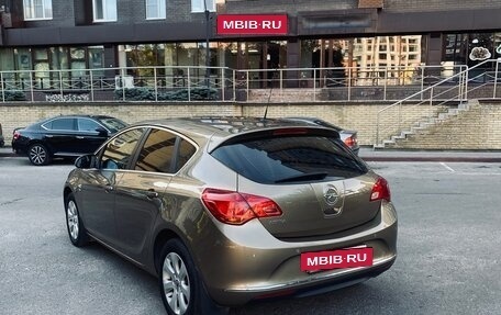 Opel Astra J, 2014 год, 750 000 рублей, 5 фотография