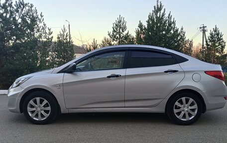 Hyundai Solaris II рестайлинг, 2012 год, 680 000 рублей, 4 фотография