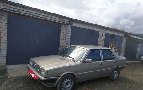 Lancia Prisma, 1986 год, 85 000 рублей, 1 фотография
