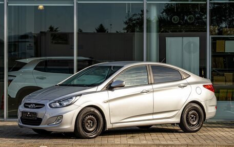 Hyundai Solaris II рестайлинг, 2013 год, 995 000 рублей, 1 фотография