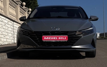 Hyundai Elantra, 2021 год, 1 820 000 рублей, 1 фотография