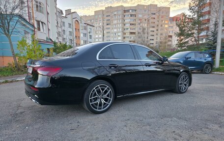 Mercedes-Benz E-Класс, 2021 год, 4 100 000 рублей, 4 фотография