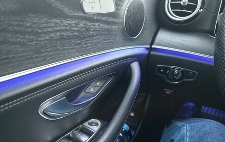 Mercedes-Benz E-Класс, 2021 год, 4 100 000 рублей, 7 фотография