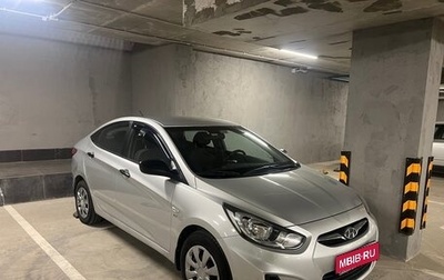Hyundai Solaris II рестайлинг, 2012 год, 770 000 рублей, 1 фотография