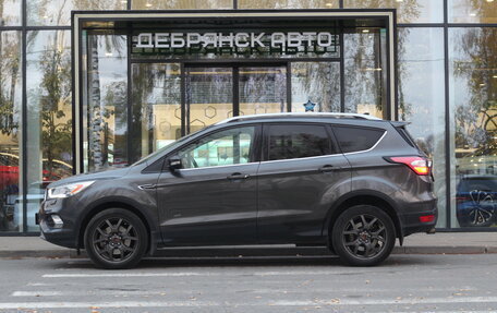 Ford Kuga III, 2016 год, 1 995 000 рублей, 2 фотография