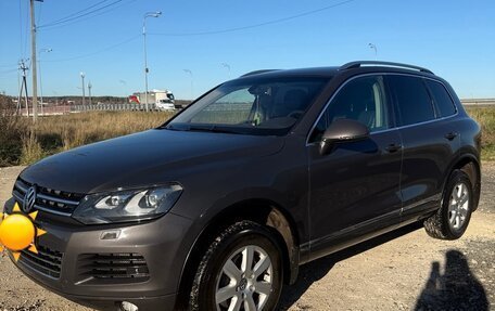 Volkswagen Touareg III, 2012 год, 1 650 000 рублей, 1 фотография