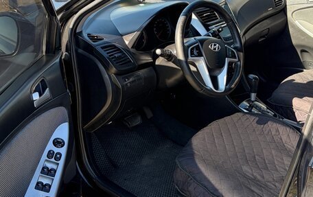 Hyundai Solaris II рестайлинг, 2014 год, 700 000 рублей, 1 фотография