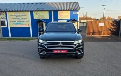 Volkswagen Touareg III, 2019 год, 3 950 000 рублей, 1 фотография