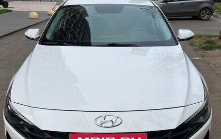Hyundai Elantra, 2021 год, 1 630 000 рублей, 1 фотография