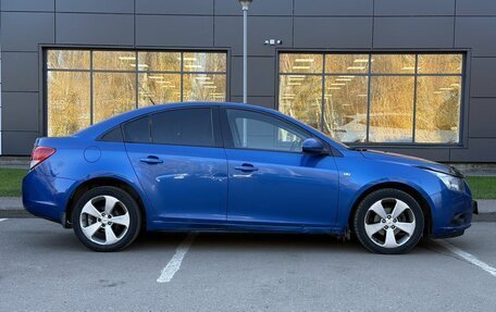 Chevrolet Cruze II, 2011 год, 570 000 рублей, 4 фотография