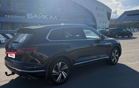 Volkswagen Touareg III, 2021 год, 5 250 000 рублей, 2 фотография