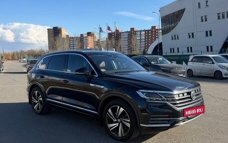Volkswagen Touareg III, 2021 год, 5 250 000 рублей, 3 фотография