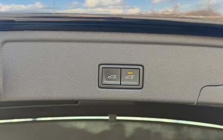 Volkswagen Touareg III, 2021 год, 5 250 000 рублей, 19 фотография