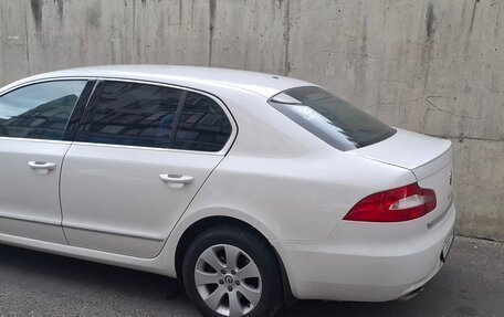 Skoda Superb III рестайлинг, 2012 год, 1 200 000 рублей, 4 фотография