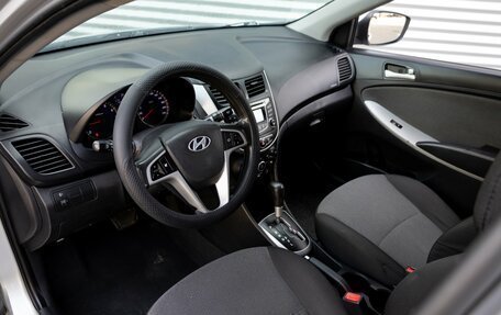 Hyundai Solaris II рестайлинг, 2013 год, 995 000 рублей, 13 фотография