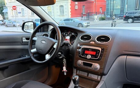 Ford Focus II рестайлинг, 2008 год, 590 000 рублей, 23 фотография