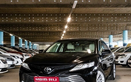 Toyota Camry, 2018 год, 2 288 000 рублей, 1 фотография