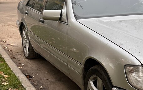 Mercedes-Benz S-Класс, 1998 год, 650 000 рублей, 2 фотография