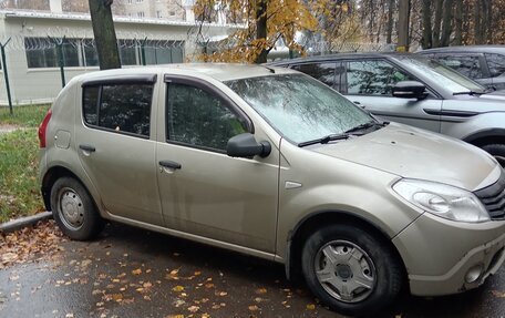 Renault Sandero I, 2013 год, 325 000 рублей, 1 фотография