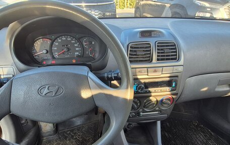 Hyundai Accent II, 2007 год, 300 000 рублей, 1 фотография