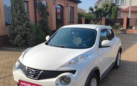 Nissan Juke II, 2013 год, 980 000 рублей, 1 фотография