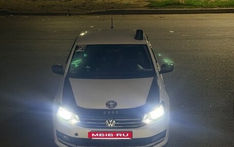 Volkswagen Polo VI (EU Market), 2017 год, 400 000 рублей, 17 фотография