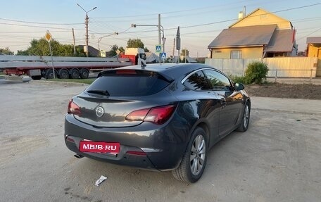 Opel Astra J, 2011 год, 725 000 рублей, 1 фотография