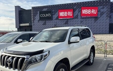 Toyota Land Cruiser Prado 150 рестайлинг, 2016 год, 4 100 000 рублей, 1 фотография