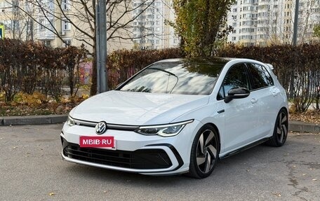 Volkswagen Golf VIII, 2020 год, 2 750 000 рублей, 1 фотография