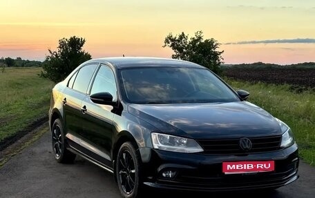 Volkswagen Jetta VII, 2014 год, 1 080 000 рублей, 1 фотография