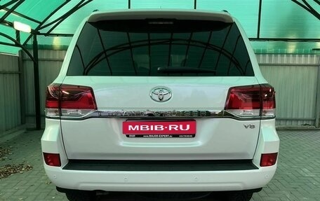 Toyota Land Cruiser 200, 2016 год, 6 900 000 рублей, 1 фотография