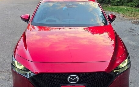 Mazda 3, 2022 год, 2 200 000 рублей, 1 фотография
