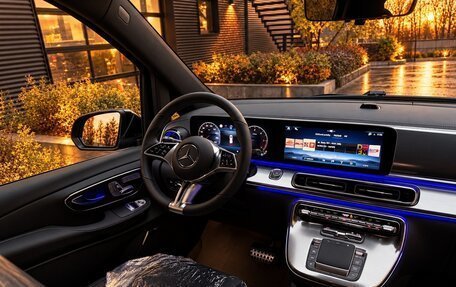 Mercedes-Benz V-Класс, 2026 год, 14 500 000 рублей, 15 фотография