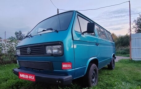Volkswagen Caravelle T3, 1990 год, 490 000 рублей, 1 фотография