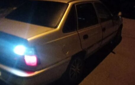 Daewoo Nexia I рестайлинг, 1997 год, 150 000 рублей, 1 фотография