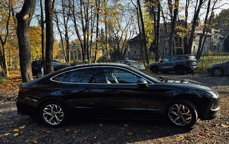 Hyundai Sonata VIII, 2021 год, 2 500 000 рублей, 3 фотография