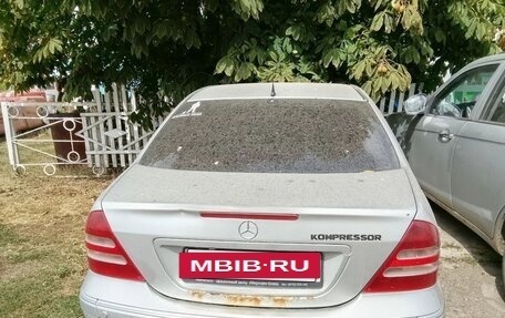 Mercedes-Benz C-Класс, 2001 год, 500 000 рублей, 3 фотография