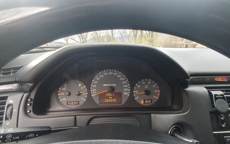 Mercedes-Benz E-Класс AMG, 2001 год, 1 200 000 рублей, 11 фотография