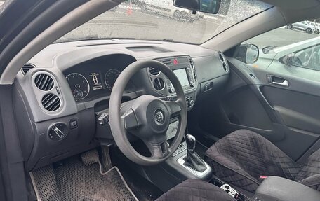 Volkswagen Tiguan I, 2010 год, 650 000 рублей, 5 фотография