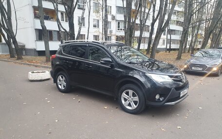 Toyota RAV4, 2013 год, 1 820 000 рублей, 4 фотография