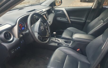Toyota RAV4, 2013 год, 1 820 000 рублей, 6 фотография