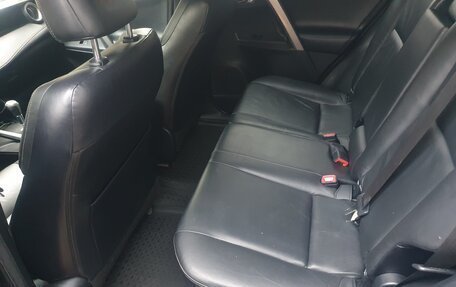 Toyota RAV4, 2013 год, 1 820 000 рублей, 9 фотография