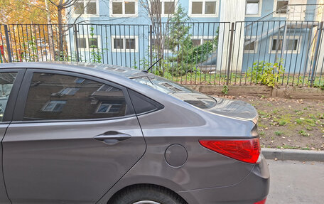 Hyundai Solaris II рестайлинг, 2013 год, 950 000 рублей, 3 фотография