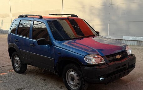 Chevrolet Niva I рестайлинг, 2006 год, 185 000 рублей, 2 фотография